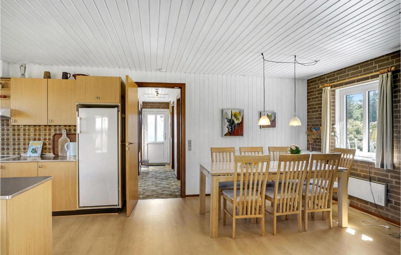 Cozy Home In Thisted With Wifi Klitmøller Exterior foto